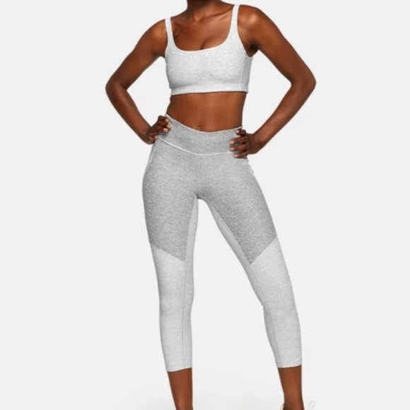 NWOT Outdoor Voices Colorblock Leggings Size XL‎ - Picture 1 of 4